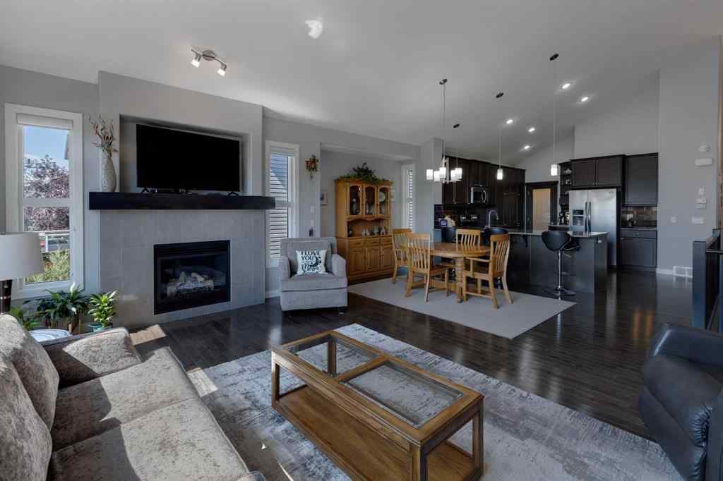 MLS® A2255589 - 192 Heritage Boulevard  in Heritage Hills Cochrane, Residential