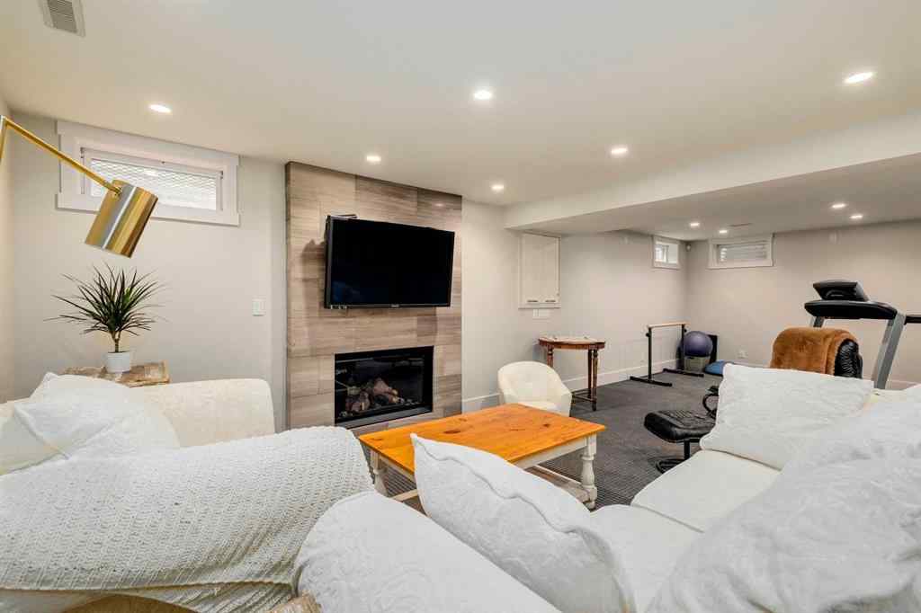MLS® A2255590 - 116 Bay View Drive SW in Bayview Calgary, Residential
