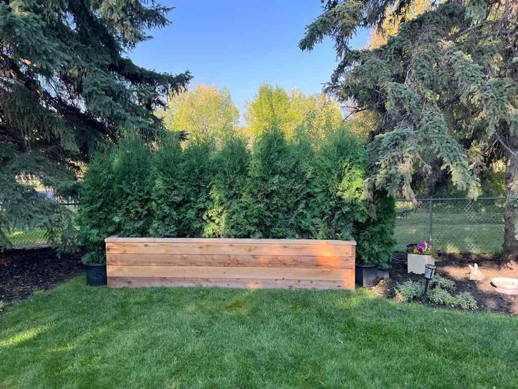 MLS® A2255590 - 116 Bay View Drive SW in Bayview Calgary, Residential