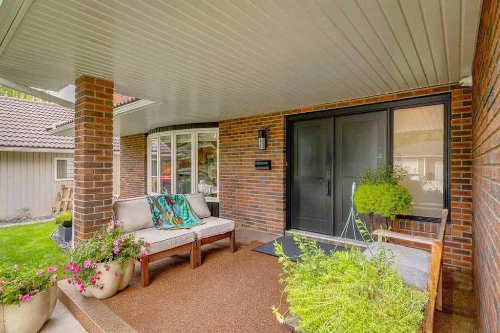 MLS® A2255590 - 116 Bay View Drive SW in Bayview Calgary, Residential