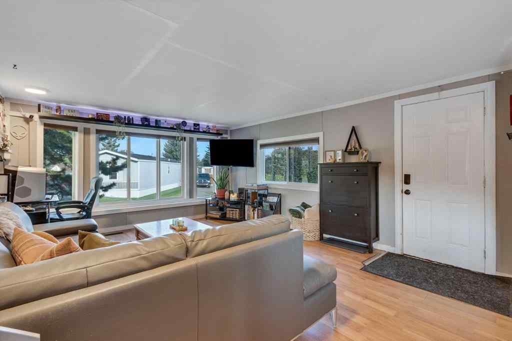 MLS® A2255592 - 312 Aurora Drive  in NONE High River, Mobile