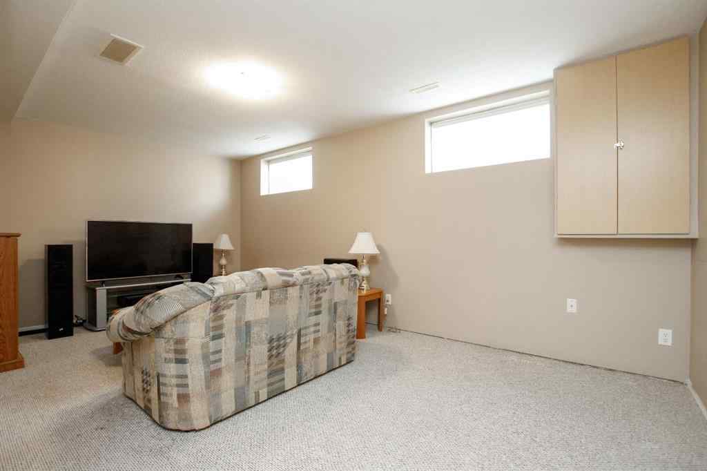 MLS® A2255594 - 5857 Park Street  in Panorama Estates Blackfalds, Residential