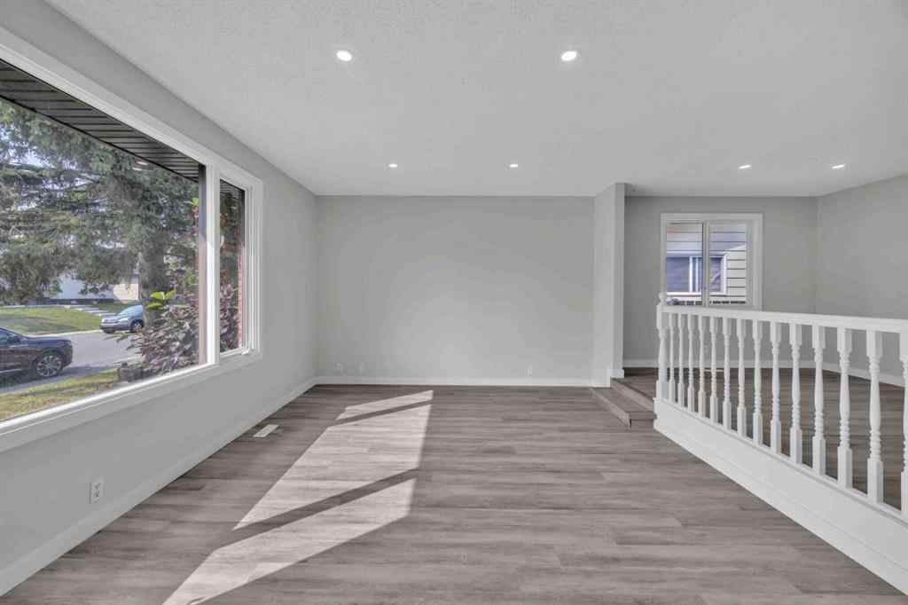 MLS® A2255595 - 124 Templeridge Close NE in Temple Calgary, Residential