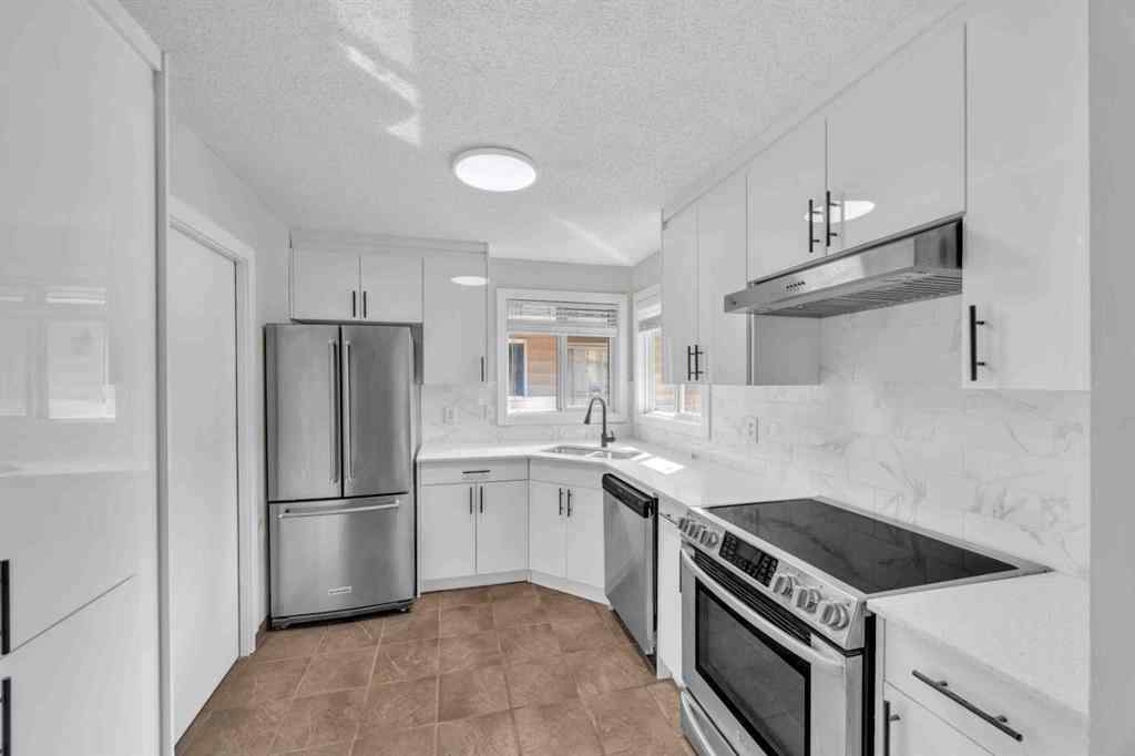 MLS® A2255595 - 124 Templeridge Close NE in Temple Calgary, Residential