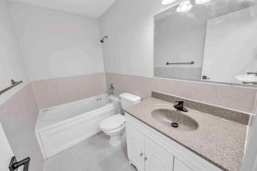MLS® A2255595 - 124 Templeridge Close NE in Temple Calgary, Residential