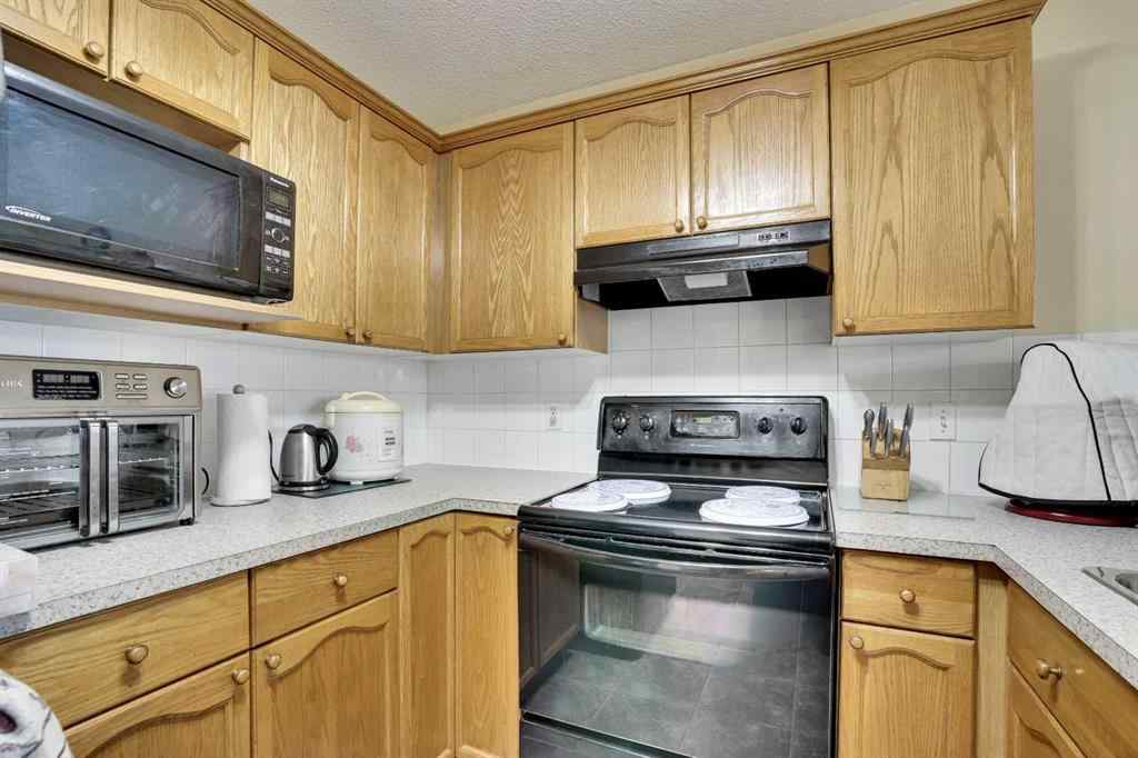 MLS® A2255596 - 27 Saddlemont Manor NE in Saddle Ridge Calgary, Residential
