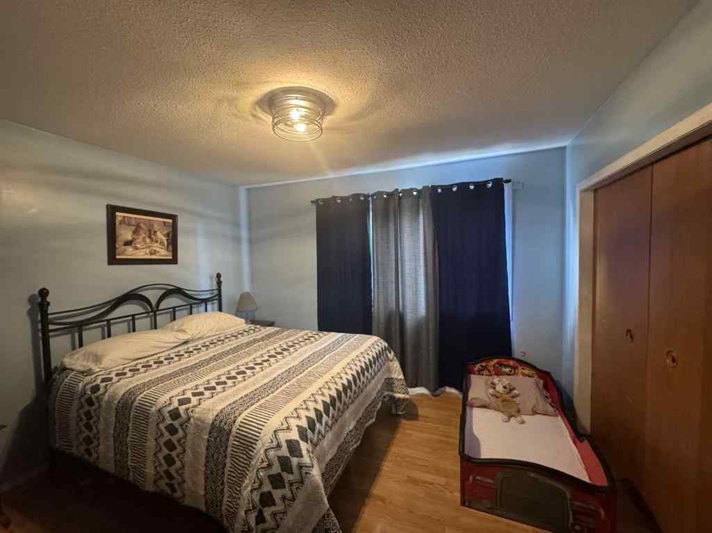 MLS® A2255597 - 709 2 Avenue  in NONE Loon Lake, Residential
