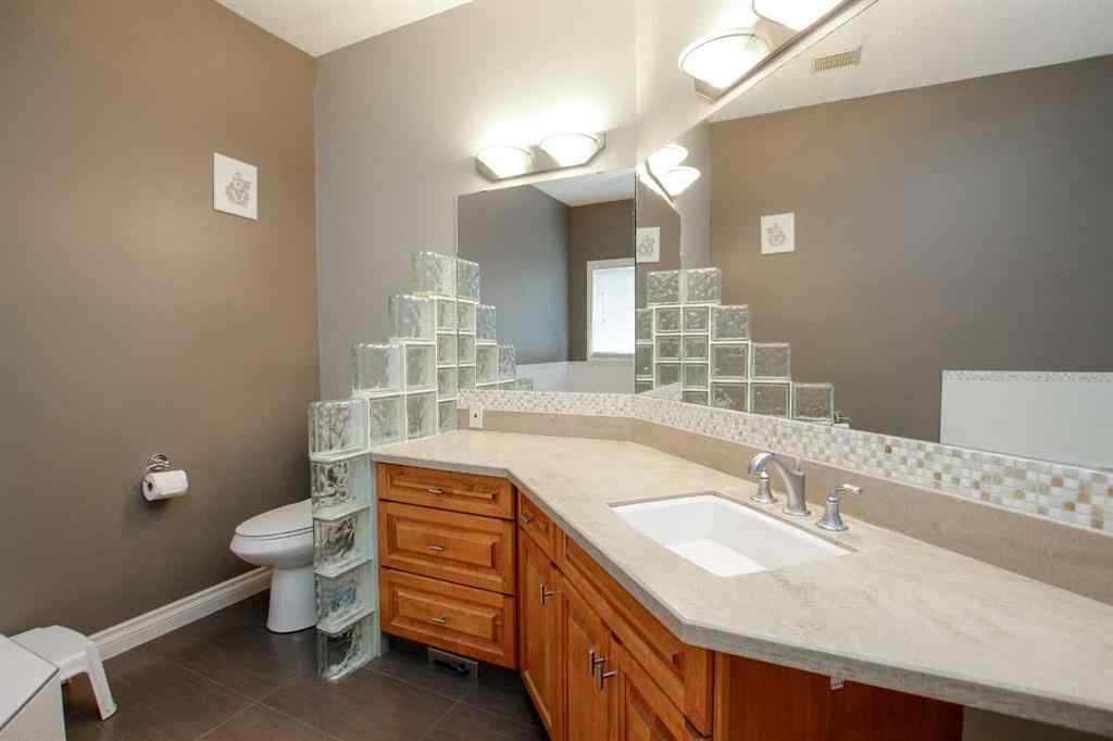 MLS® A2255598 - 49 Leung Close  in Lancaster Green Red Deer, Residential