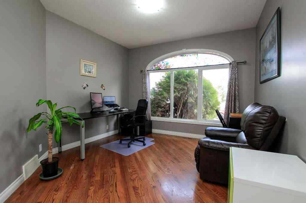 MLS® A2255598 - 49 Leung Close  in Lancaster Green Red Deer, Residential