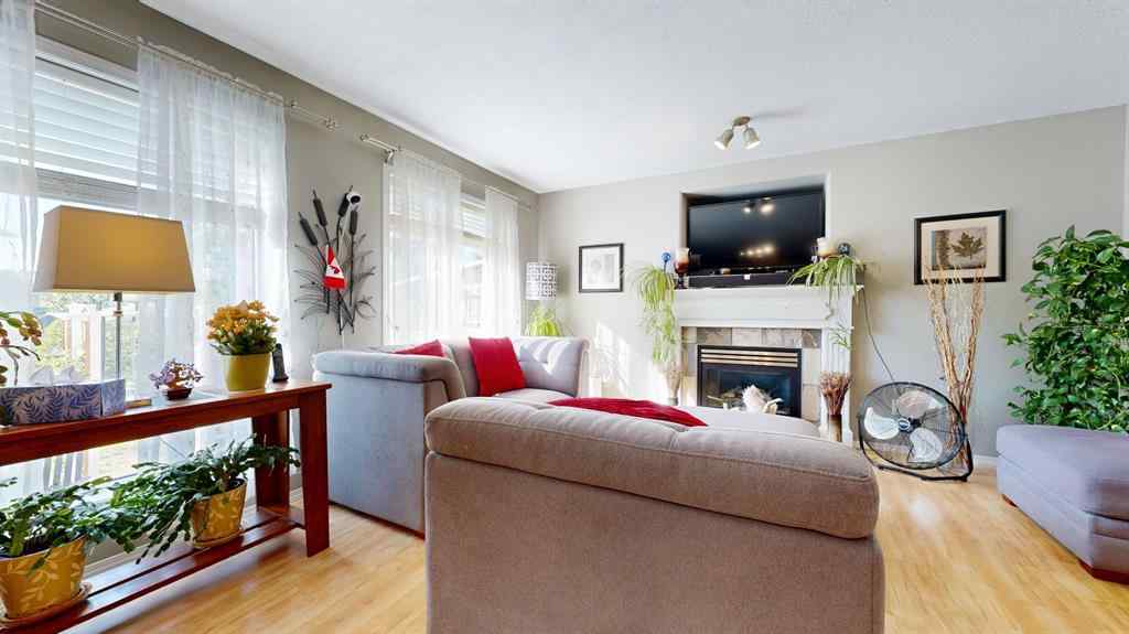 MLS® A2255599 - 9209 129 Avenue  in Crystal Lake Estates Grande Prairie, Residential