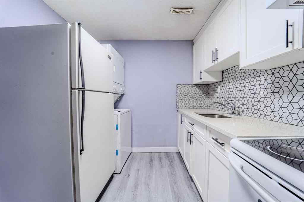 MLS® A2255602 - 528 Whitehill Place NE in Whitehorn Calgary, Residential