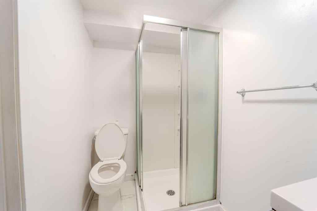 MLS® A2255602 - 528 Whitehill Place NE in Whitehorn Calgary, Residential