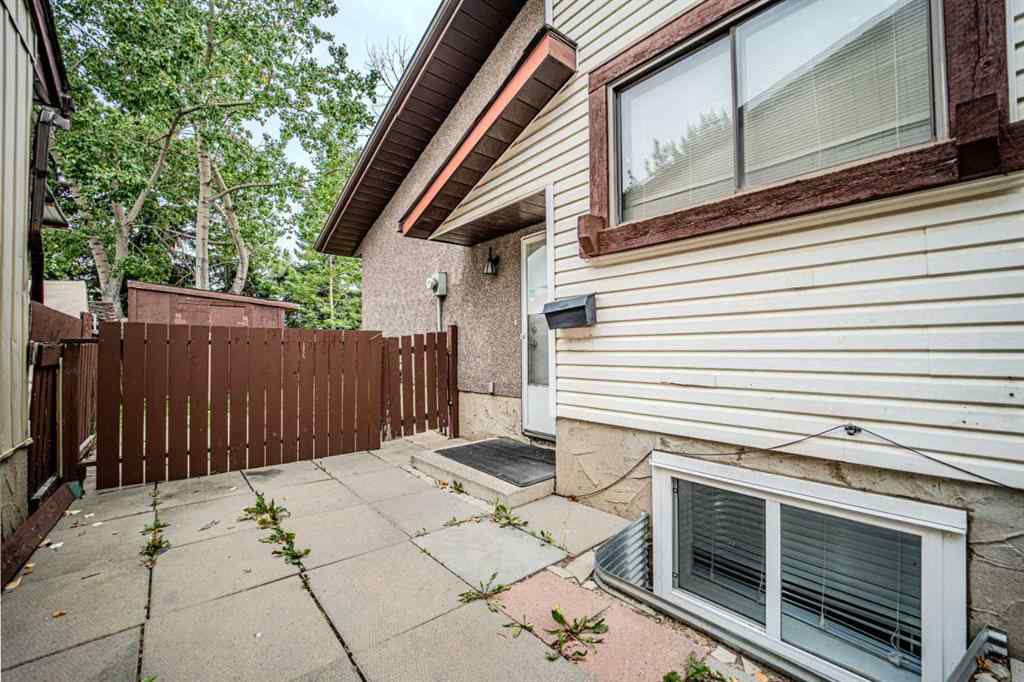 MLS® A2255602 - 528 Whitehill Place NE in Whitehorn Calgary, Residential