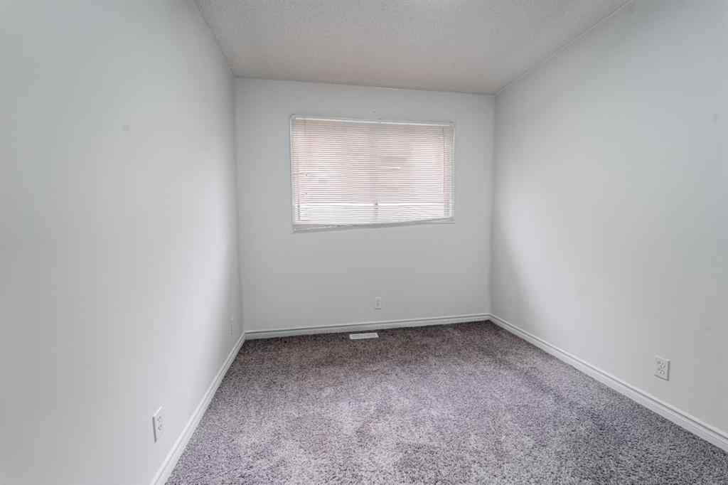 MLS® A2255602 - 528 Whitehill Place NE in Whitehorn Calgary, Residential