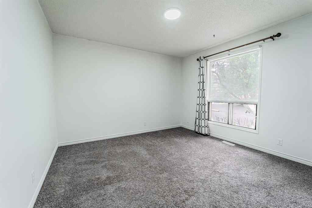 MLS® A2255602 - 528 Whitehill Place NE in Whitehorn Calgary, Residential