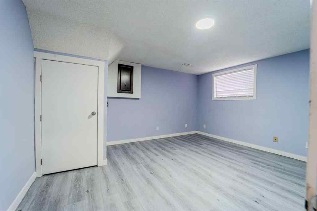 MLS® A2255602 - 528 Whitehill Place NE in Whitehorn Calgary, Residential