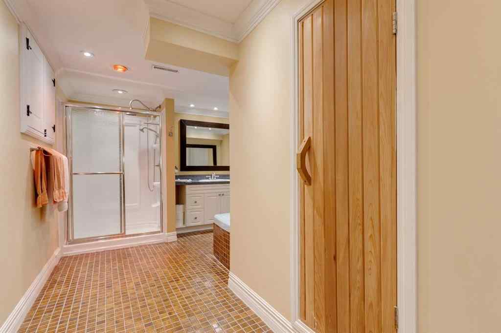 MLS® A2255605 - 136 Rundleridge Way NE in Rundle Calgary, Residential