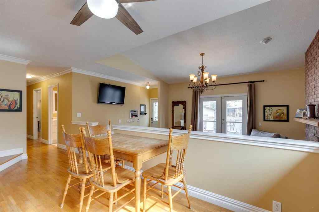 MLS® A2255605 - 136 Rundleridge Way NE in Rundle Calgary, Residential