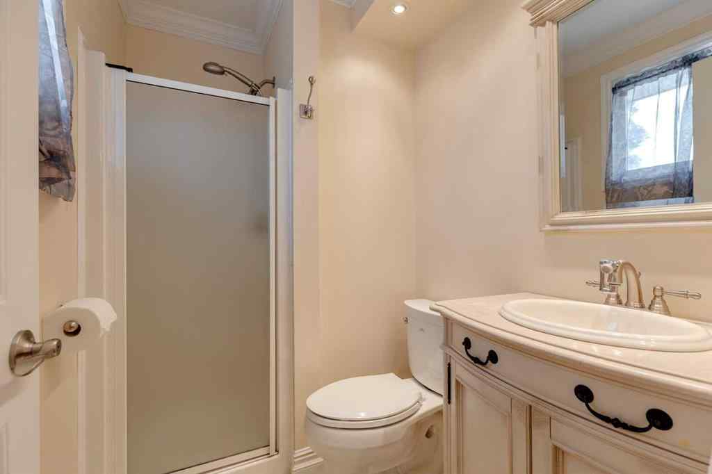 MLS® A2255605 - 136 Rundleridge Way NE in Rundle Calgary, Residential