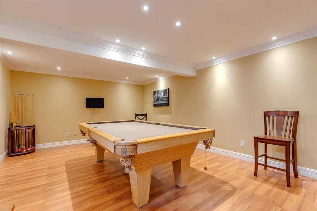 MLS® A2255605 - 136 Rundleridge Way NE in Rundle Calgary, Residential