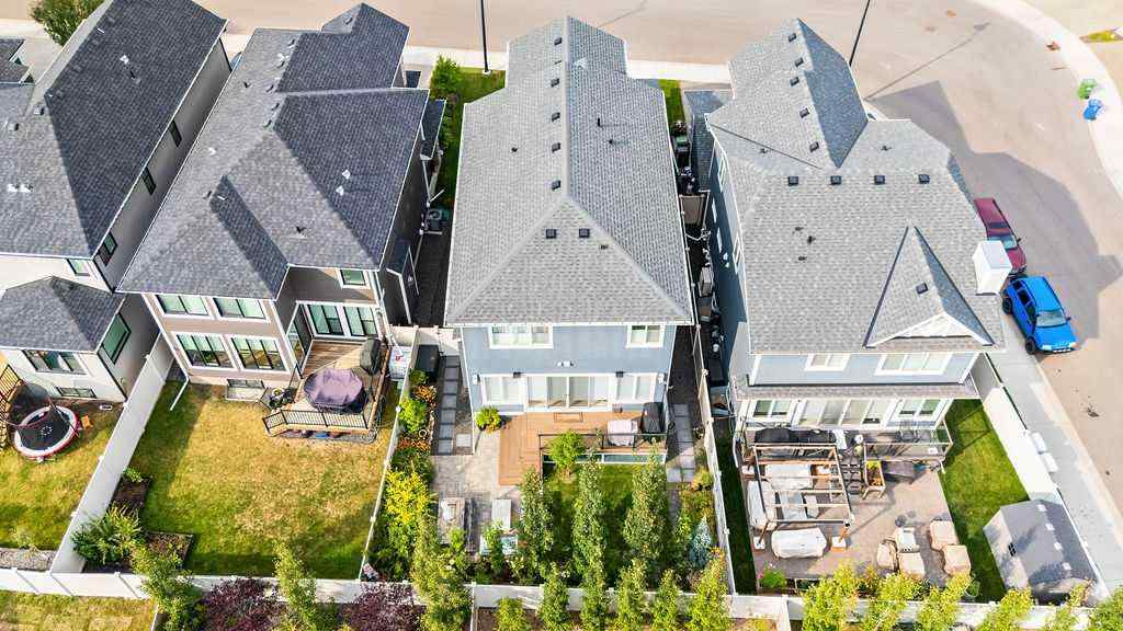 MLS® A2255607 - 45 West Grove Way SW in West Springs Calgary, Residential
