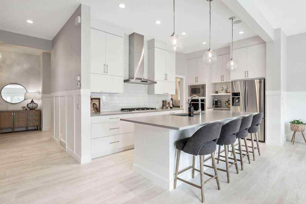 MLS® A2255607 - 45 West Grove Way SW in West Springs Calgary, Residential