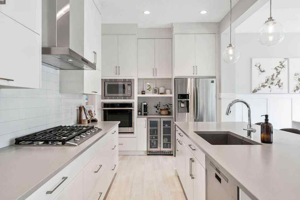 MLS® A2255607 - 45 West Grove Way SW in West Springs Calgary, Residential