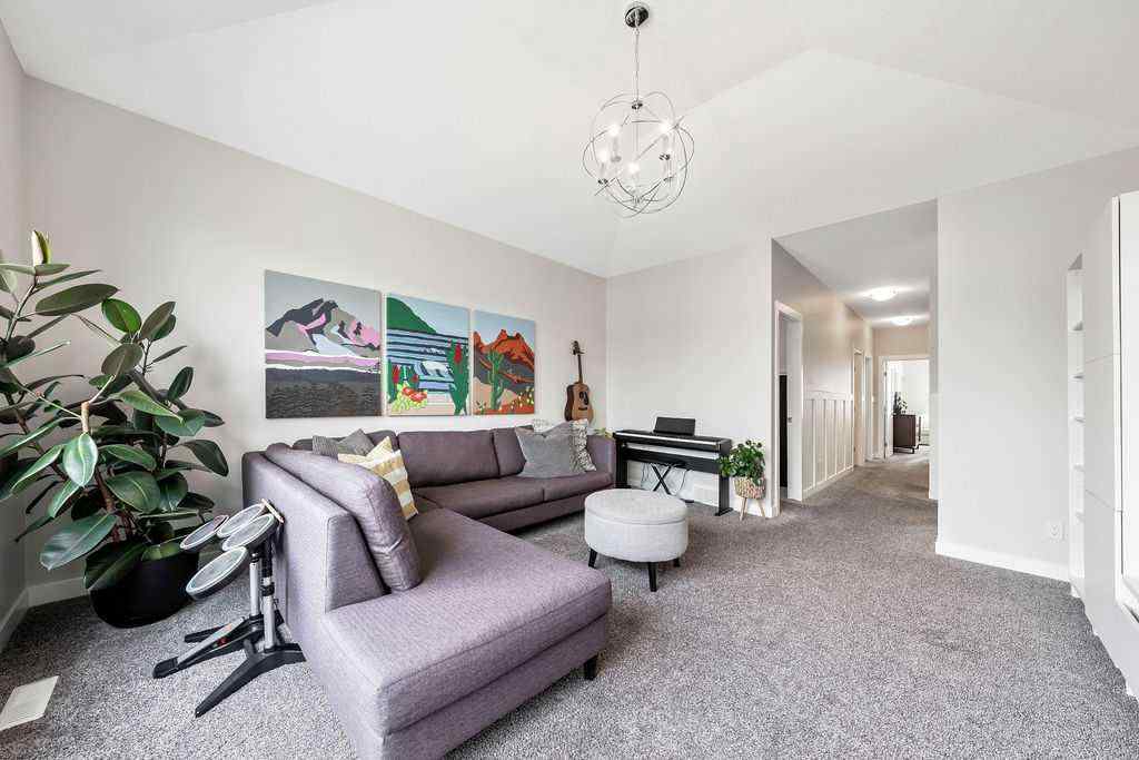MLS® A2255607 - 45 West Grove Way SW in West Springs Calgary, Residential