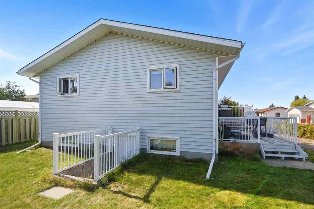 MLS® A2255610 - Unit #3853 51 avenue Close  in Riverside Ponoka, Residential