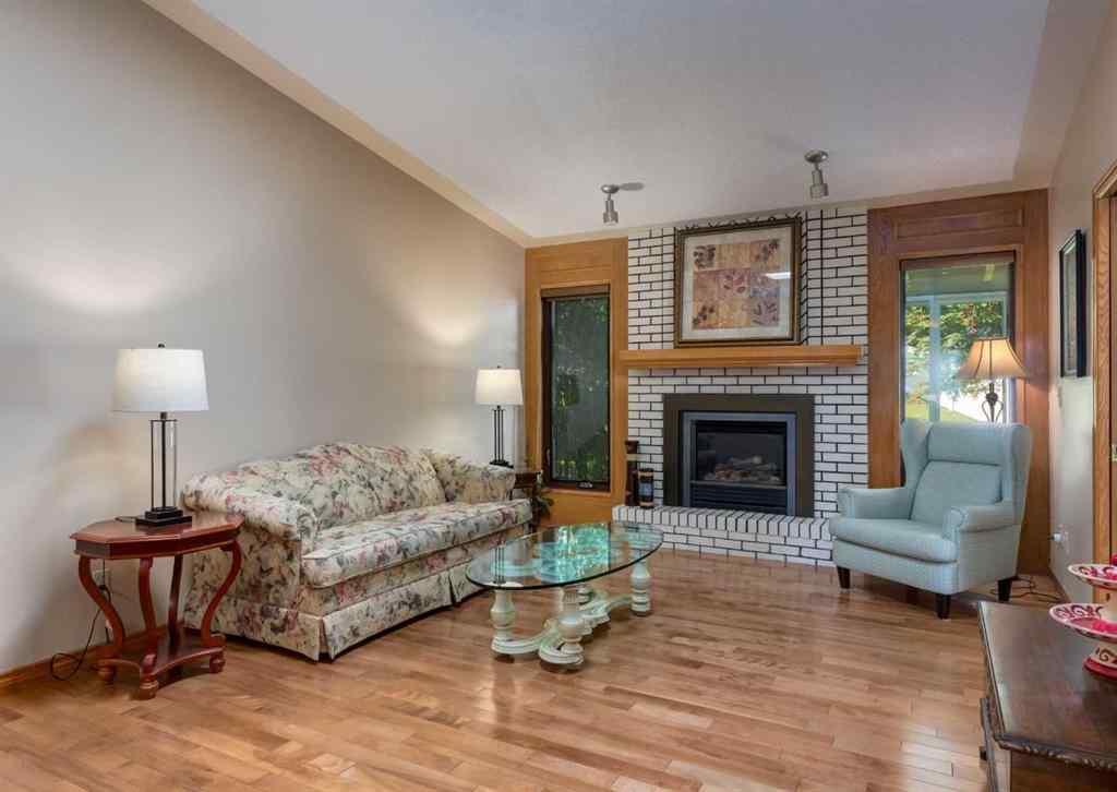 MLS® A2255612 - 135 Shawnee Manor SW in Shawnee Slopes Calgary, Residential