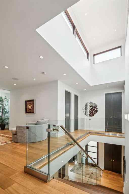MLS® A2255613 - 708 33A Street NW in Parkdale Calgary, Residential