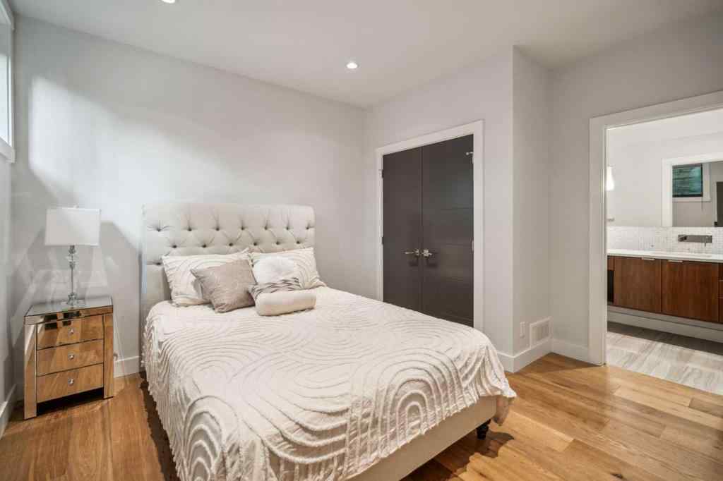 MLS® A2255613 - 708 33A Street NW in Parkdale Calgary, Residential