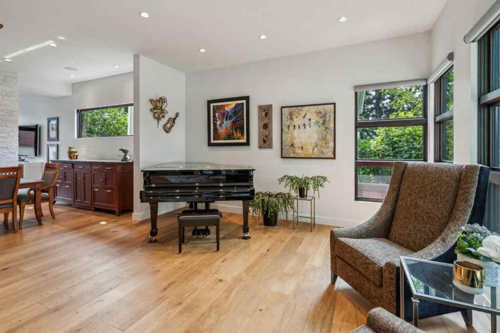 MLS® A2255613 - 708 33A Street NW in Parkdale Calgary, Residential