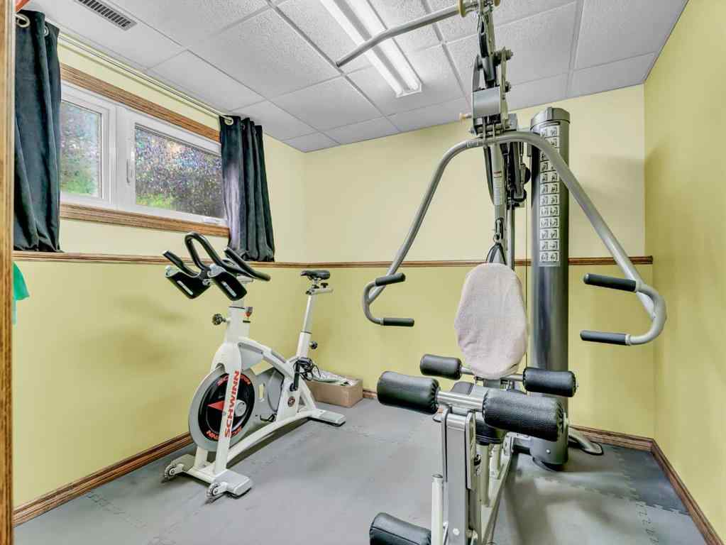 MLS® A2255614 - 816 5 Street SE in NONE Redcliff, Residential