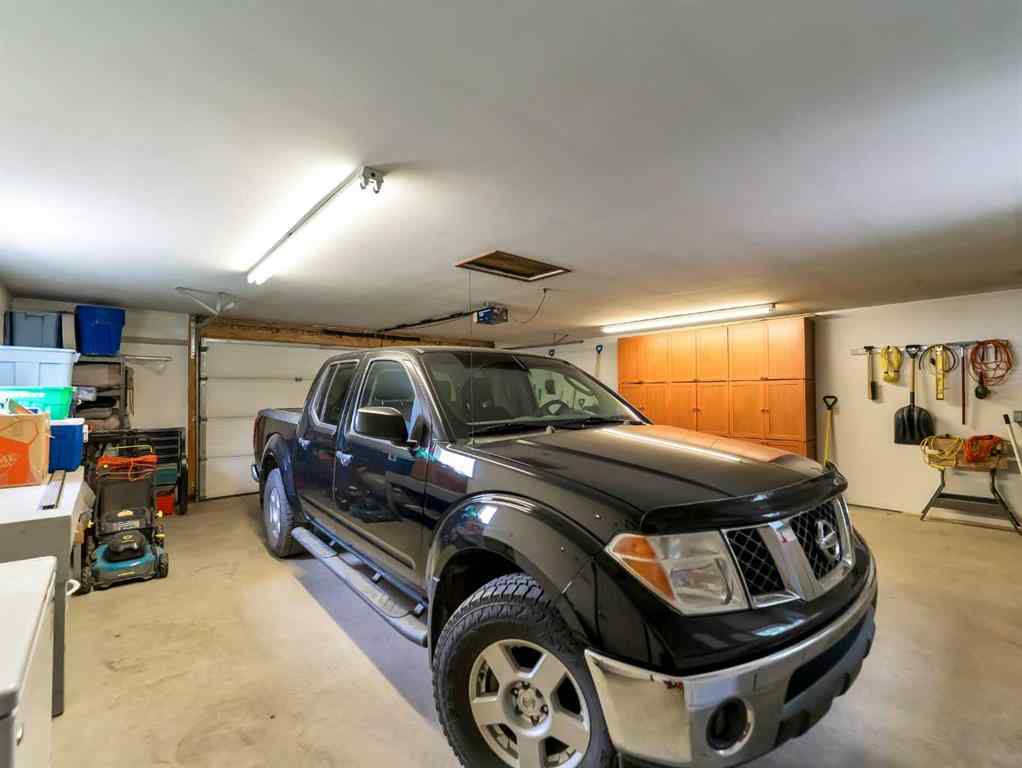 MLS® A2255614 - 816 5 Street SE in NONE Redcliff, Residential