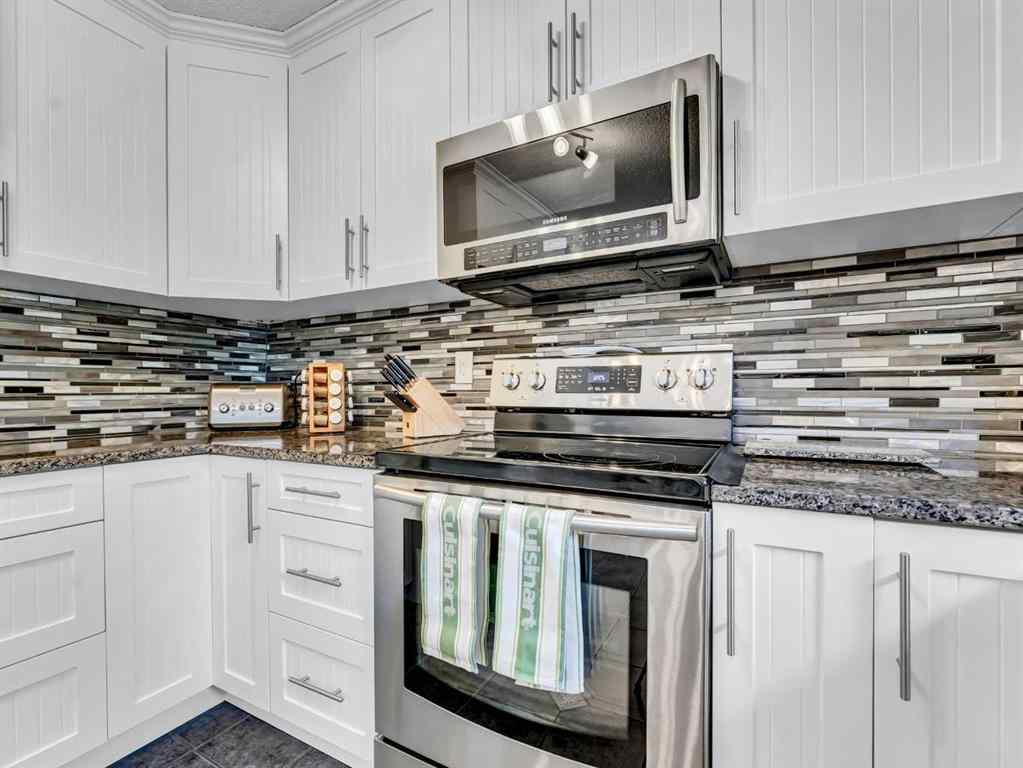 MLS® A2255614 - 816 5 Street SE in NONE Redcliff, Residential