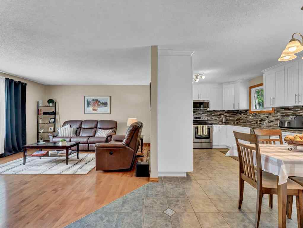 MLS® A2255614 - 816 5 Street SE in NONE Redcliff, Residential
