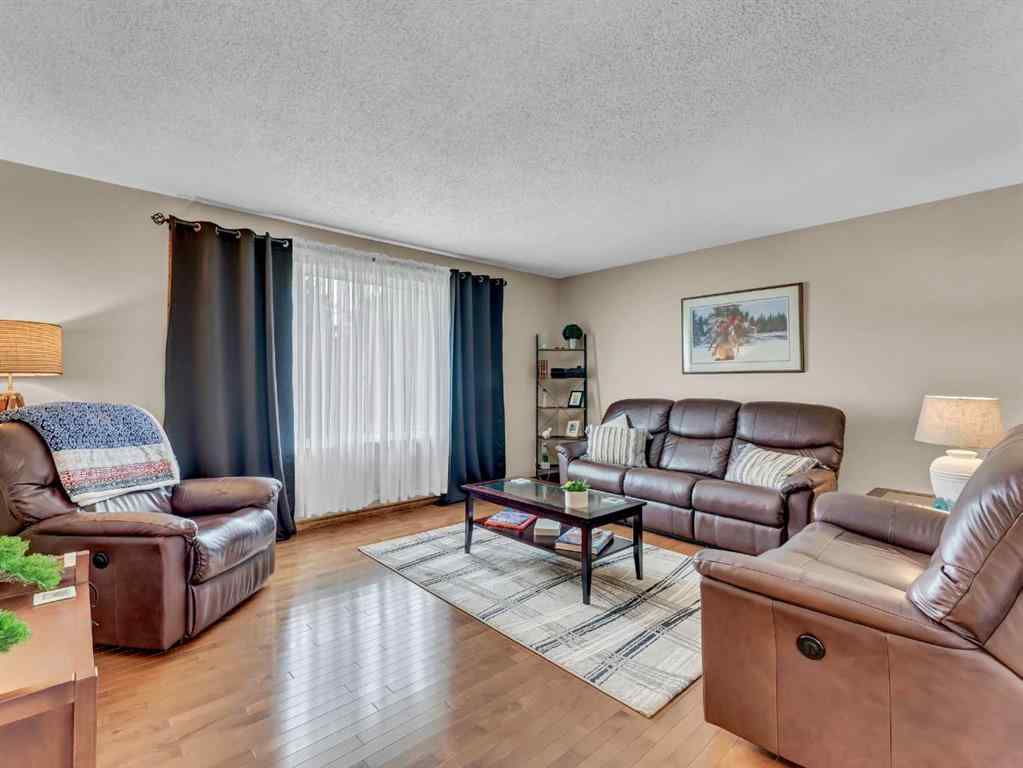 MLS® A2255614 - 816 5 Street SE in NONE Redcliff, Residential
