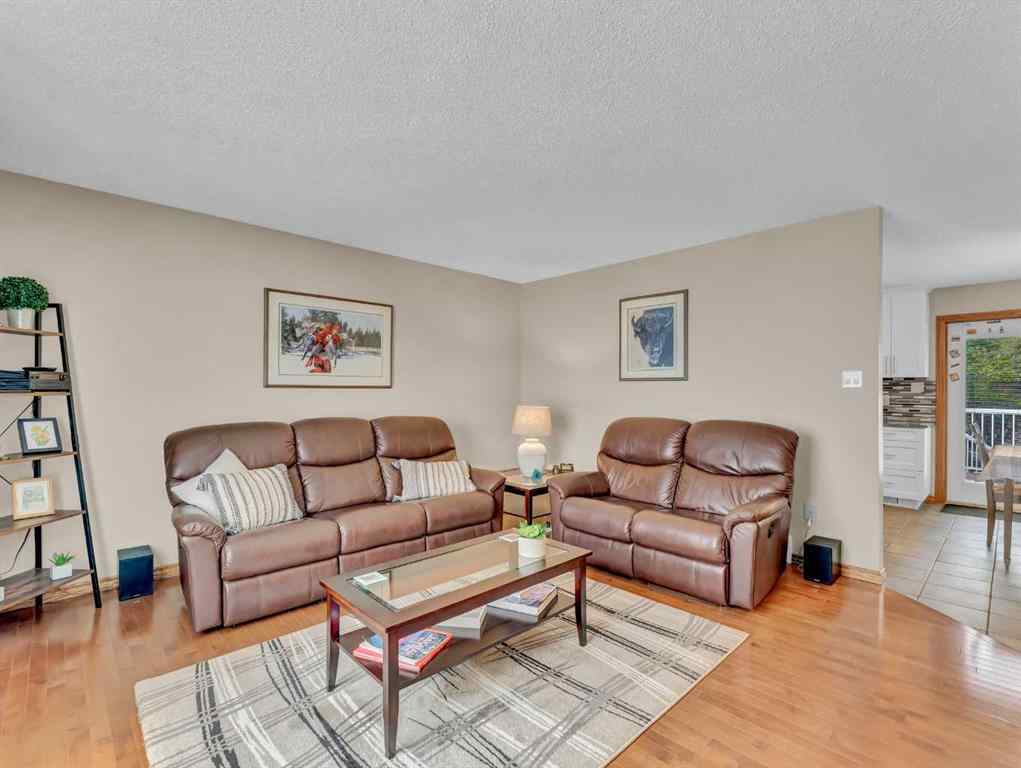 MLS® A2255614 - 816 5 Street SE in NONE Redcliff, Residential