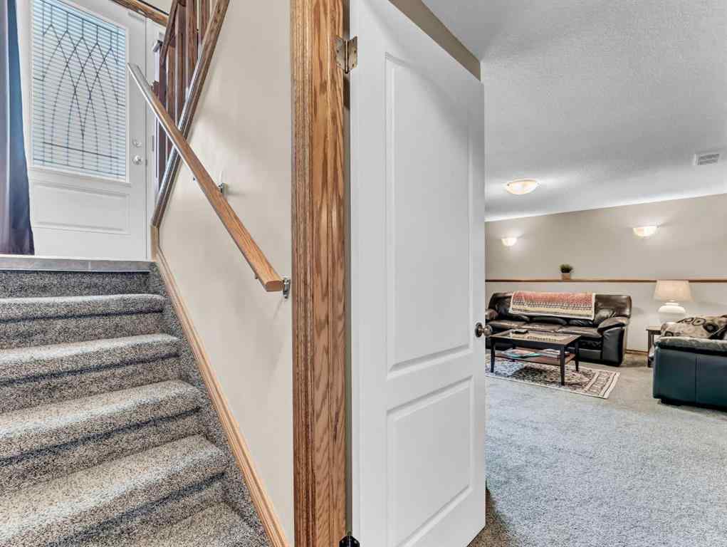 MLS® A2255614 - 816 5 Street SE in NONE Redcliff, Residential