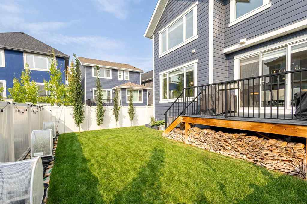 MLS® A2255619 - 246 West Grove Point SW in West Springs Calgary, Residential