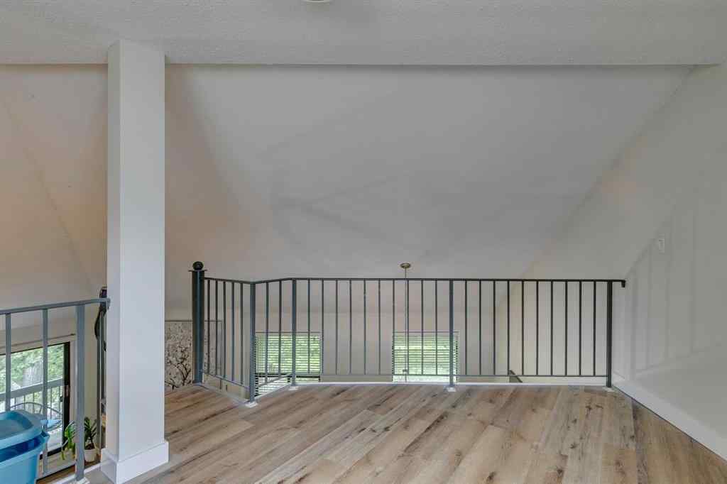 MLS® A2255622 - Unit #403 626 24 Avenue SW in Cliff Bungalow Calgary, Residential