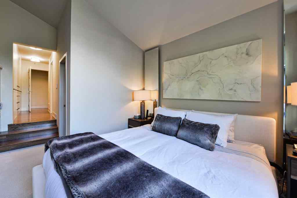 MLS® A2255623 - 1924 10A Street SW in Upper Mount Royal Calgary, Residential