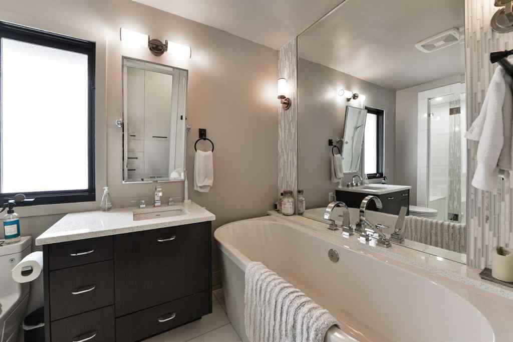 MLS® A2255623 - 1924 10A Street SW in Upper Mount Royal Calgary, Residential