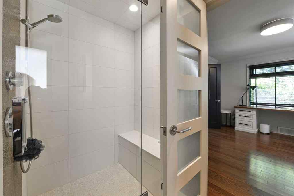 MLS® A2255623 - 1924 10A Street SW in Upper Mount Royal Calgary, Residential