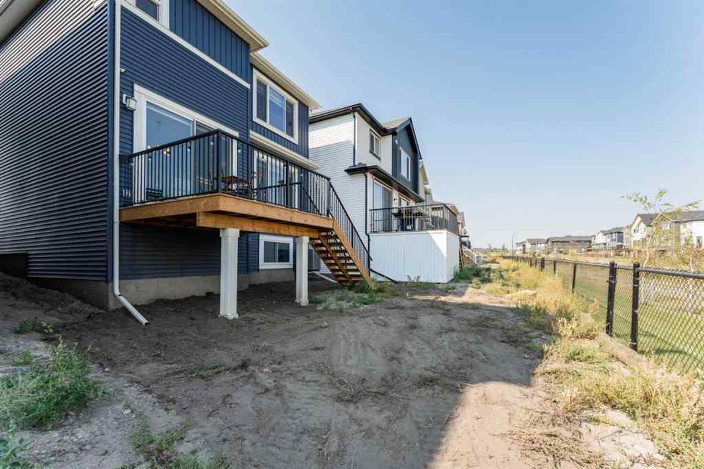 MLS® A2255625 - 200 Lewiston Drive NE in Lewisburg Calgary, Residential