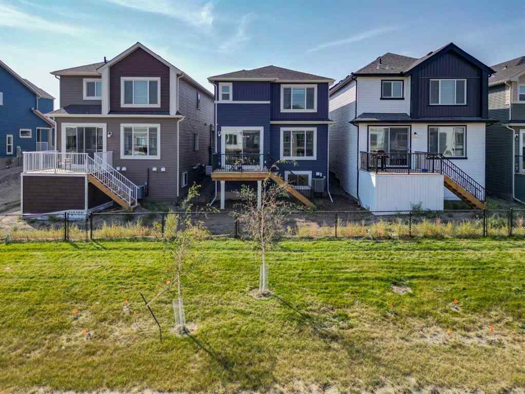 MLS® A2255625 - 200 Lewiston Drive NE in Lewisburg Calgary, Residential