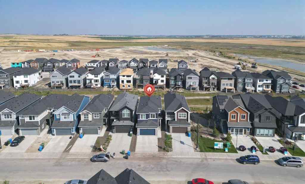 MLS® A2255625 - 200 Lewiston Drive NE in Lewisburg Calgary, Residential