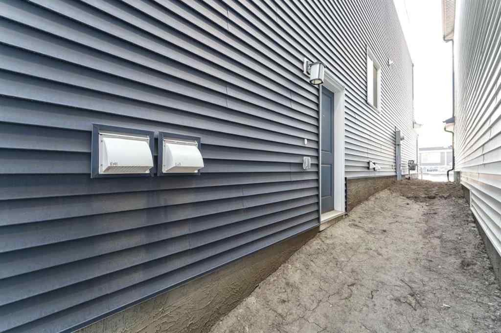 MLS® A2255625 - 200 Lewiston Drive NE in Lewisburg Calgary, Residential