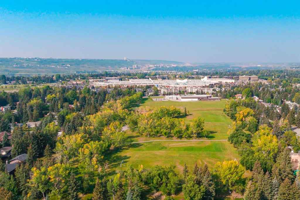 MLS® A2255628 - 16 Varal Place NW in Varsity Calgary, Residential